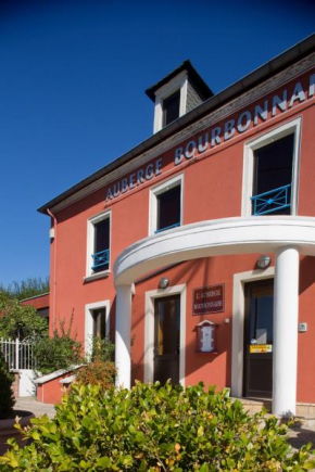 Гостиница Logis L'Auberge Bourbonnaise  Сен-При